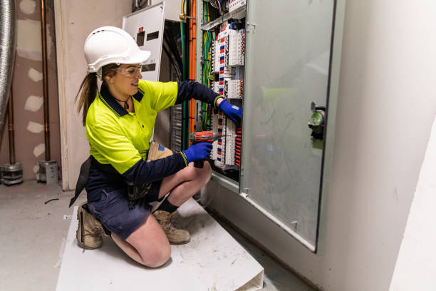 Best Emergency Electrical Repair  in Lawrenceburg, IN